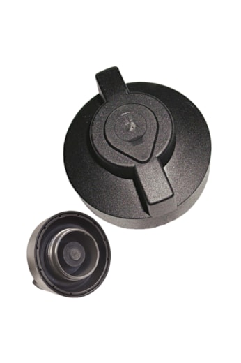 Tampa De Combustível Vedada Sem Chave Volvo Caminhões